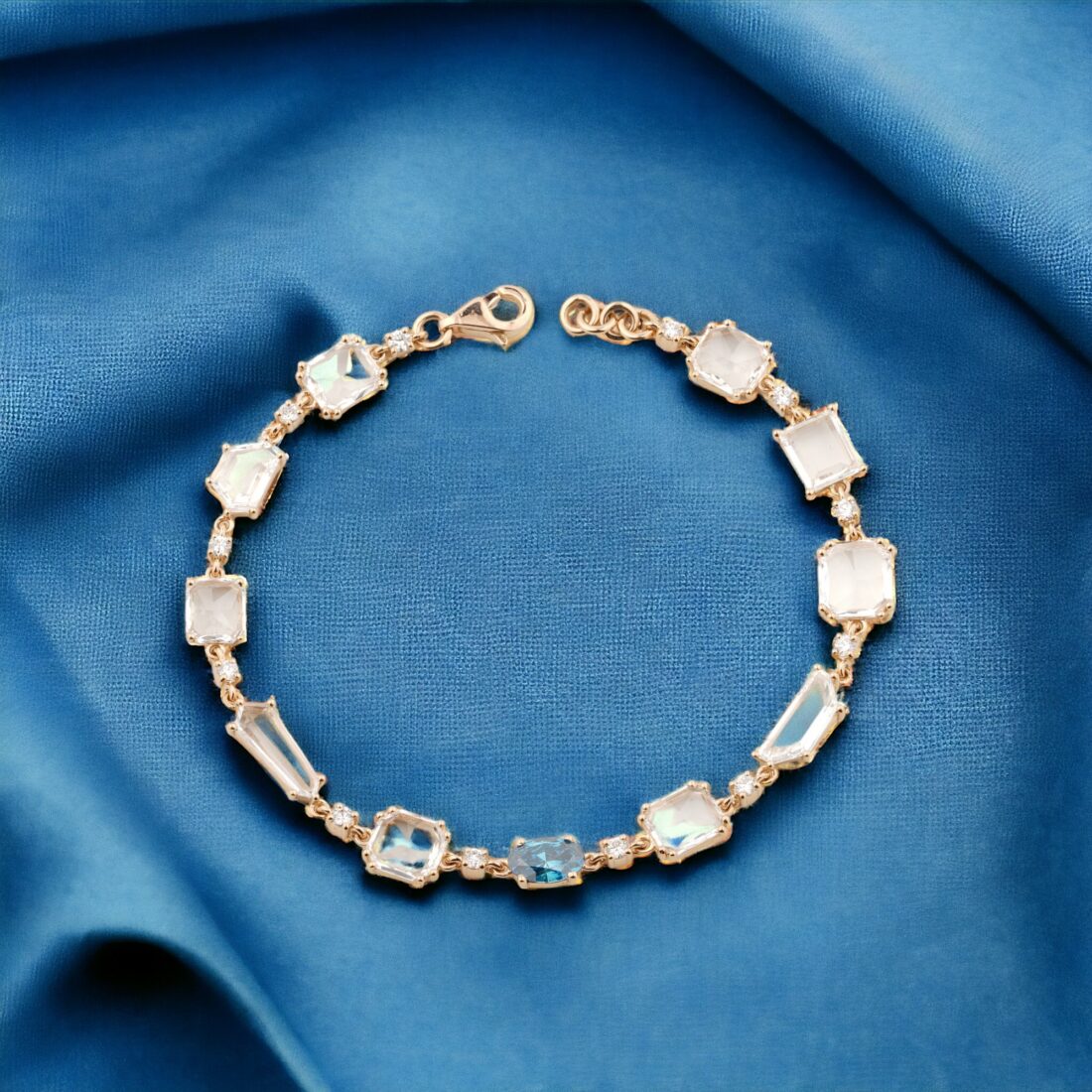 Dhrishya Ladies Bracelet